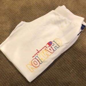 Champion reverse weave shorts. Sweatshirt material size 2Xl New with tags